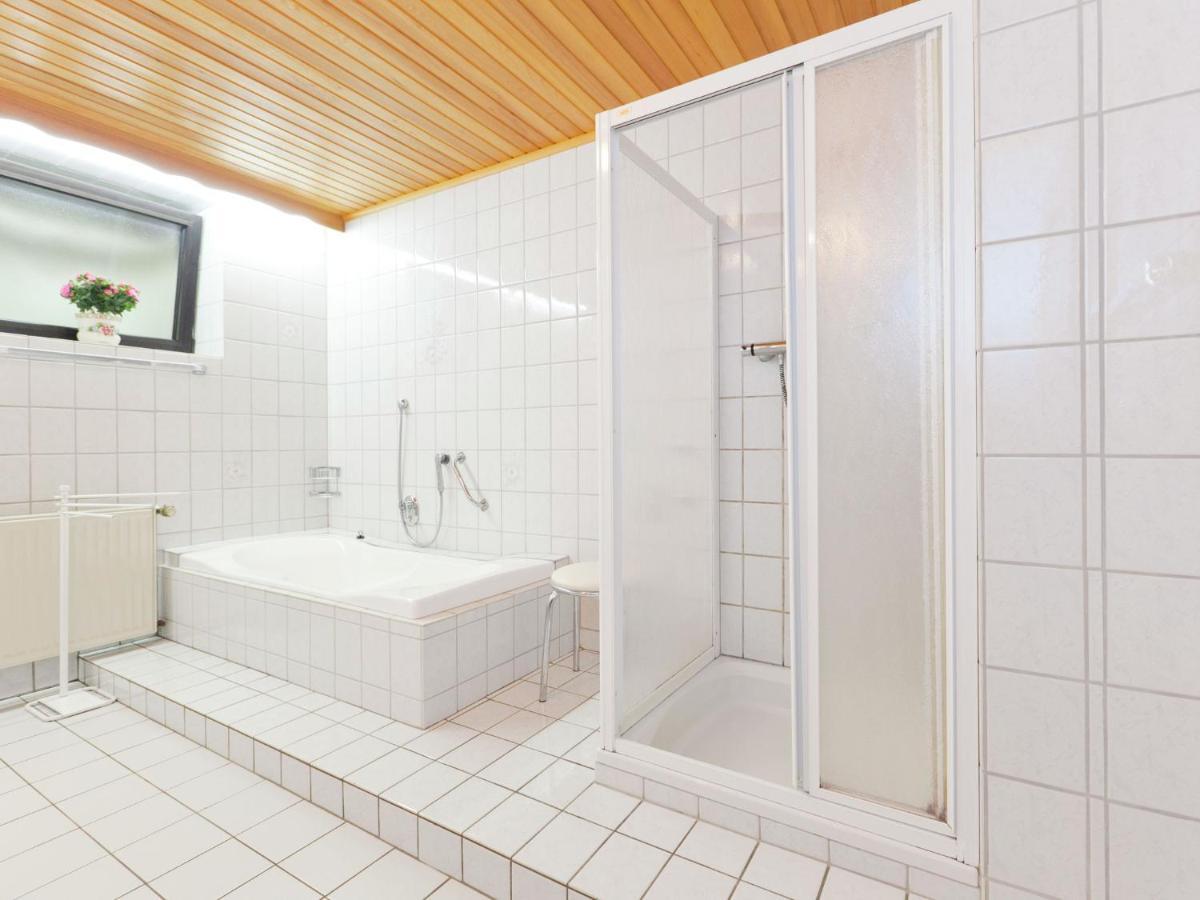 Apartment In Eifel With Children S Playground Lirstal Exteriér fotografie