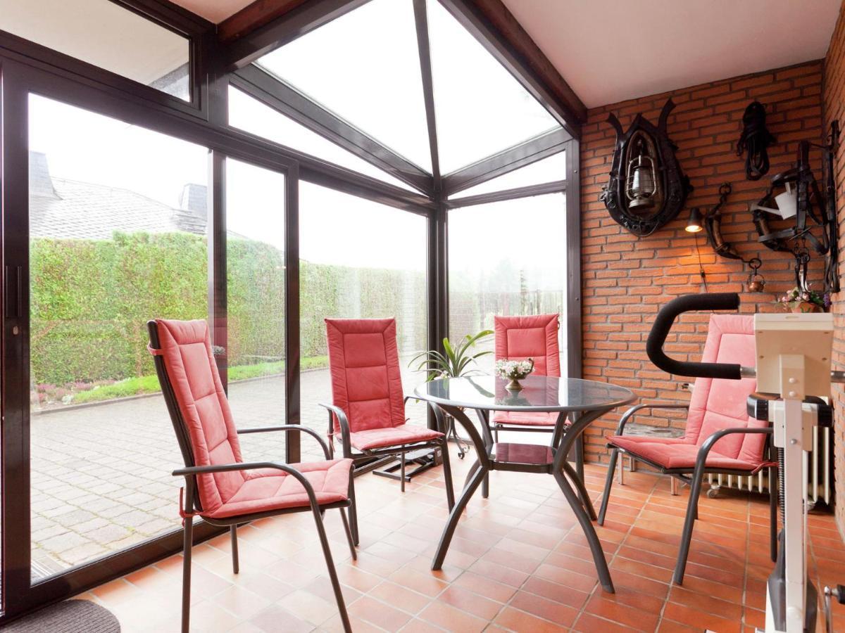 Apartment In Eifel With Children S Playground Lirstal Exteriér fotografie