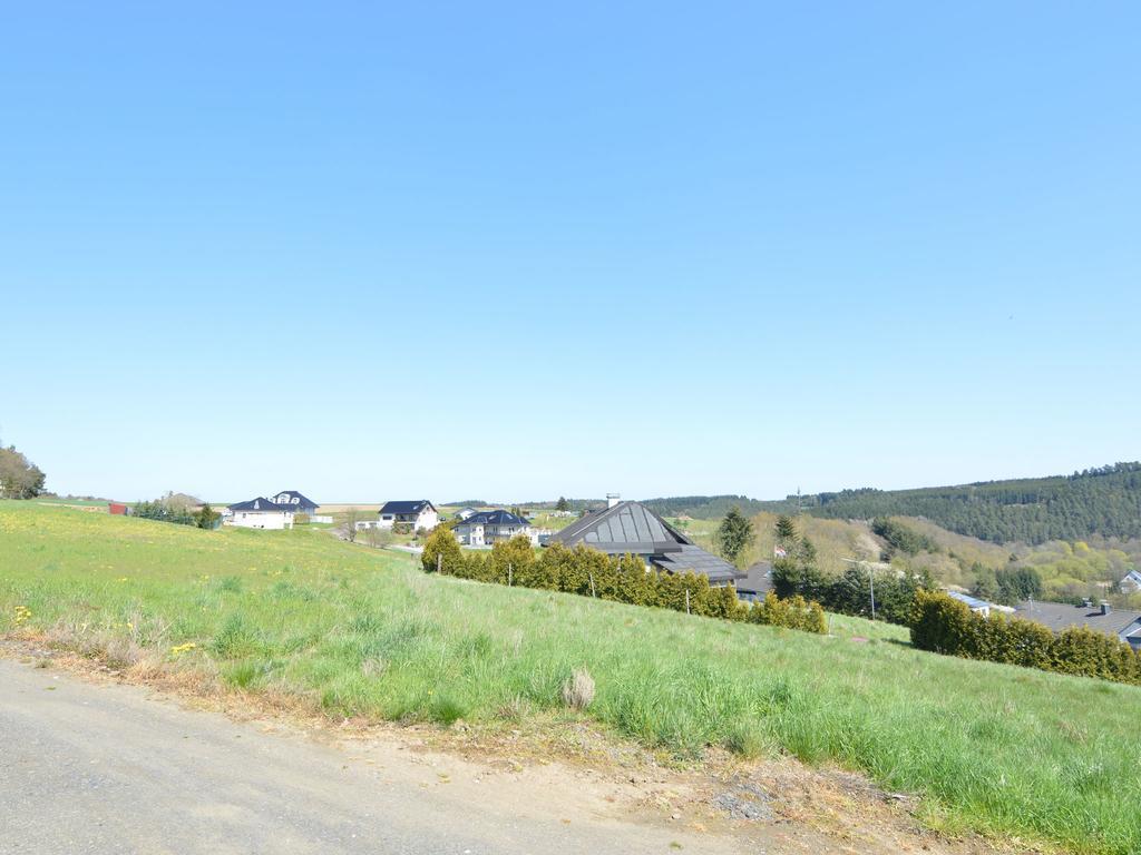 Apartment In Eifel With Children S Playground Lirstal Exteriér fotografie